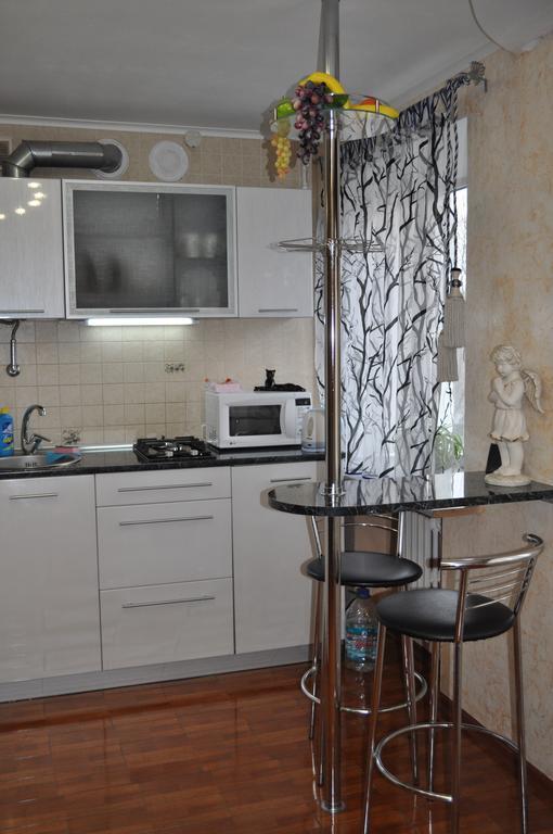 Apartment On Oleksandra Polia Avenue 110 Dnipro Exterior foto